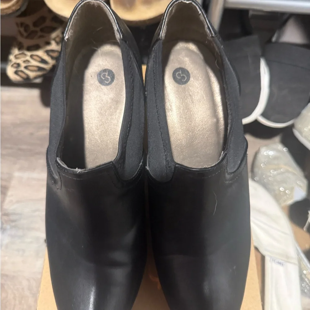 Men's Black Slip-On Shoes - Picture 2 of 5